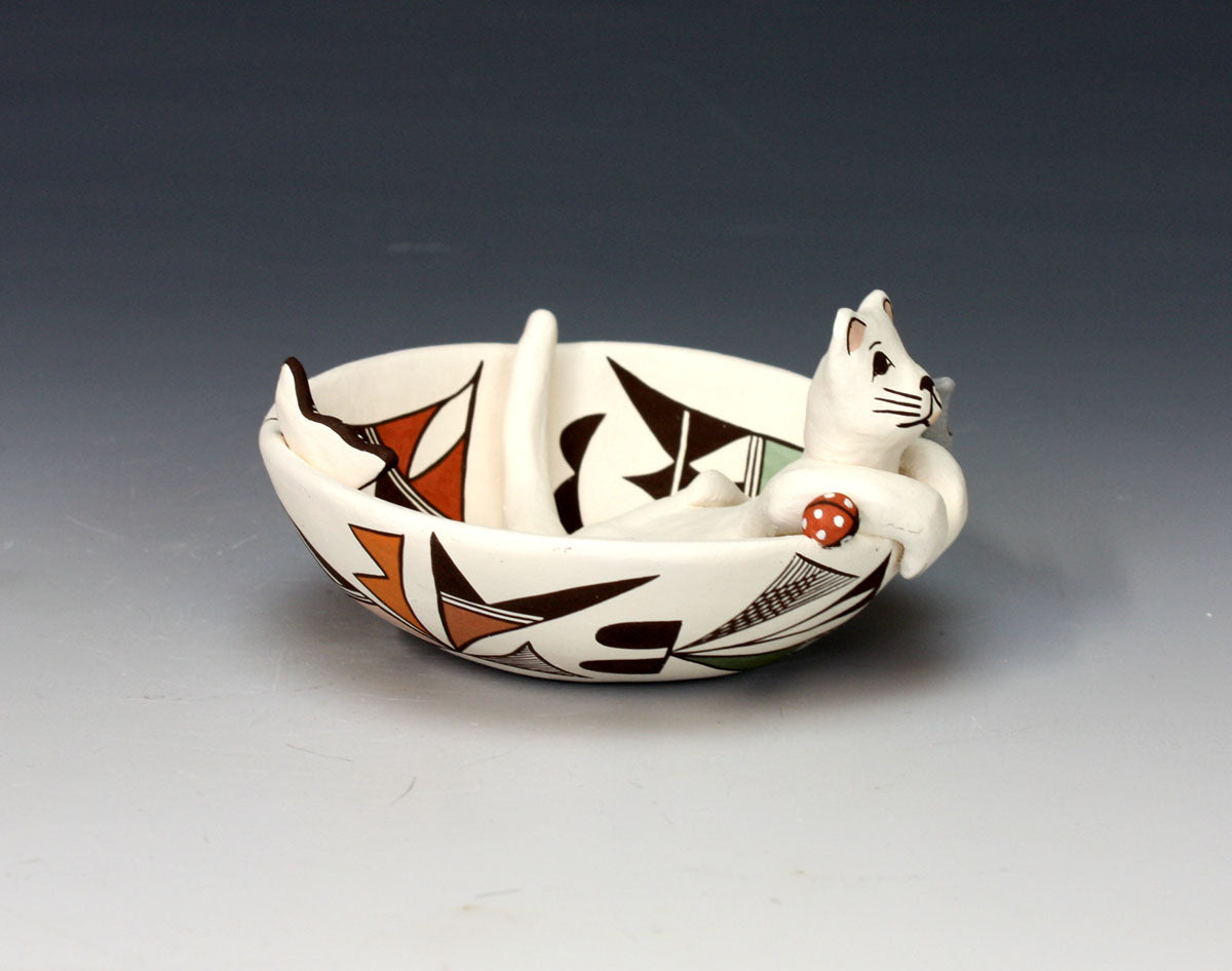 Acoma Pueblo Native American Indian Pottery Cat Bowl - Judy Lewis