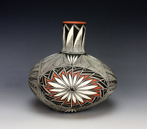 Acoma Pueblo Native American Indian Pottery Fine Line Jar #1 - Ruth Estevan