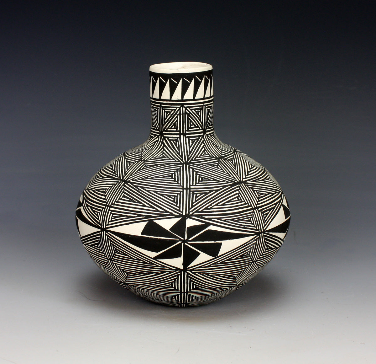 Acoma Pueblo Native American Indian Pottery Fine Line Jar #2 - Ruth Estevan