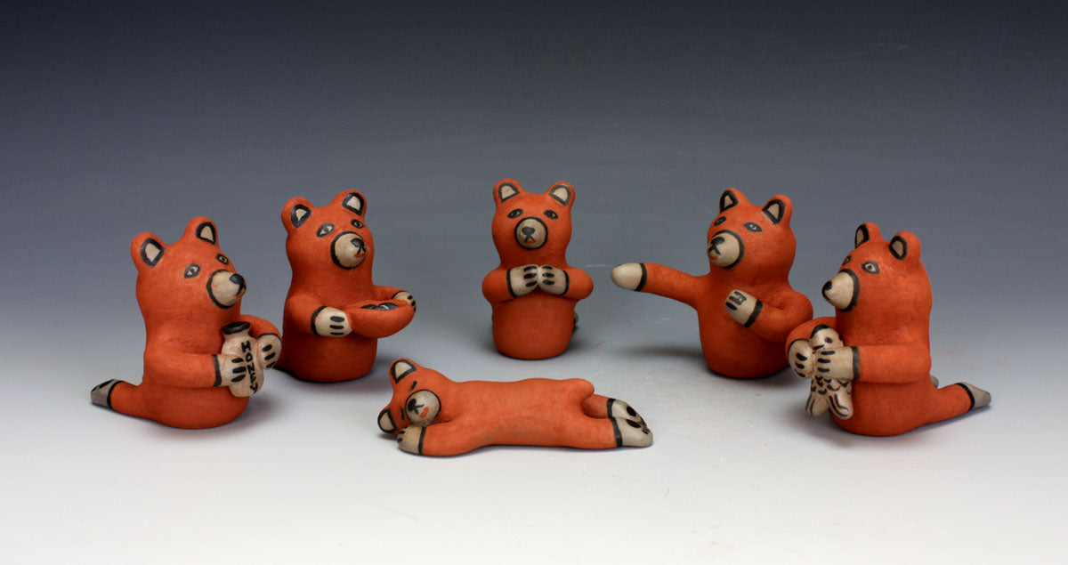 Cochiti Pueblo Native American Indian Pottery Bear Family - Mary Janice Ortiz