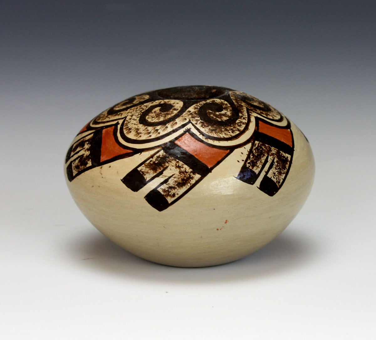 Native American Pueblo Pottery - C & D Gifts Native American Art, LLC ...