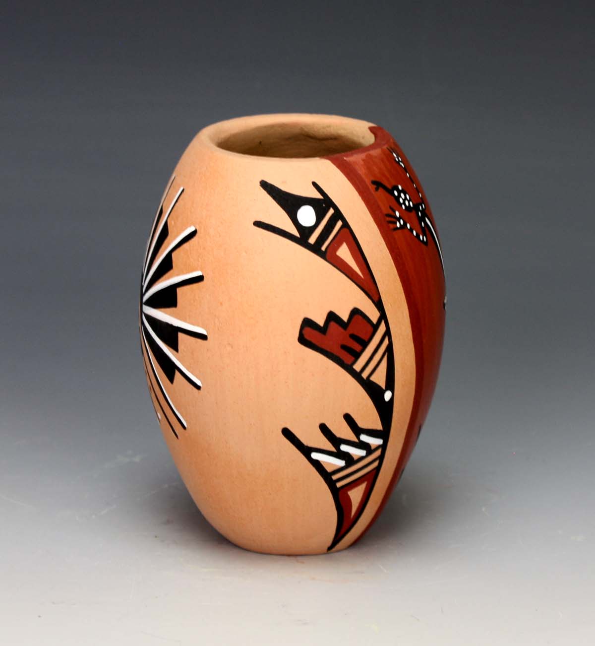 Jemez Pueblo American Indian Pottery Lizard Jar - Marie Chinana