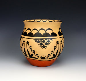San Felipe Pueblo Native American Indian Pottery Water Jar - Ricardo Ortiz