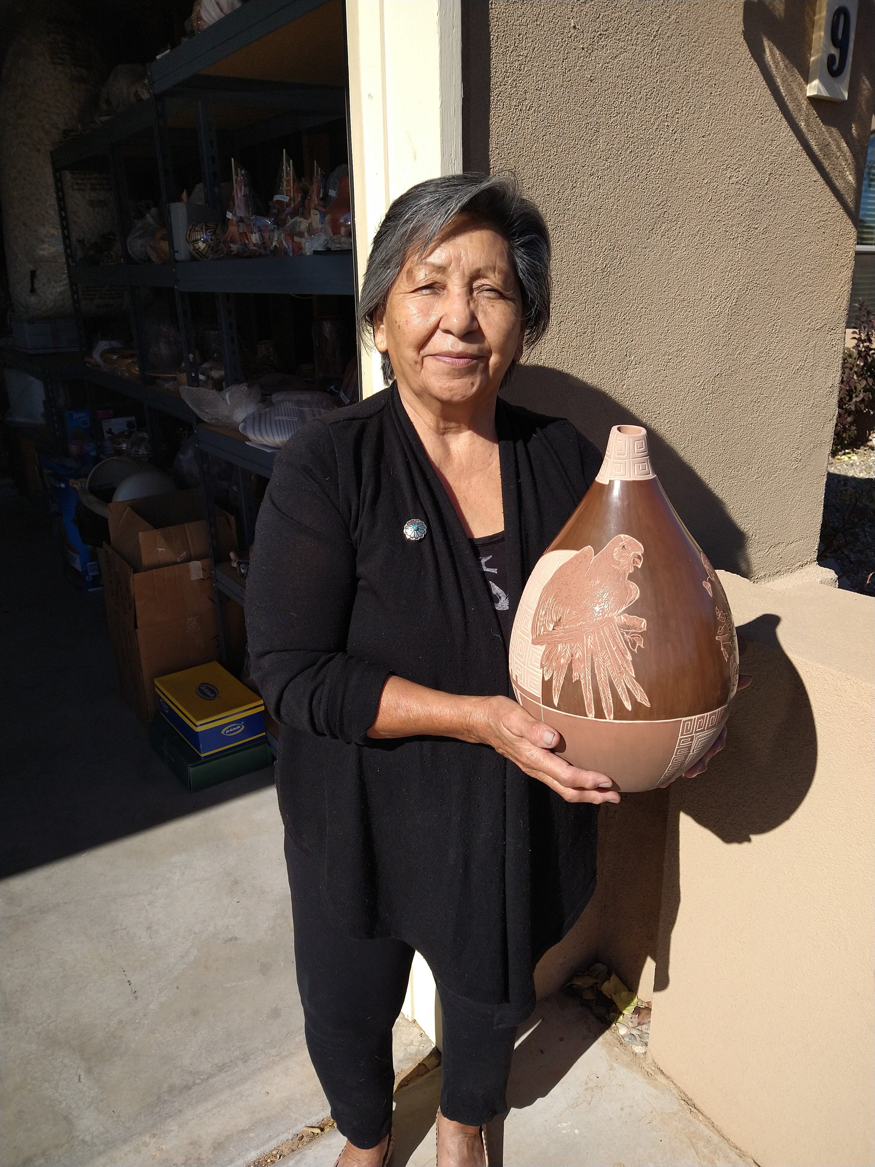 Santa Clara / Taos Pueblo Native American Indian Pottery Large Parrot Jar - Bernice Naranjo (Various)