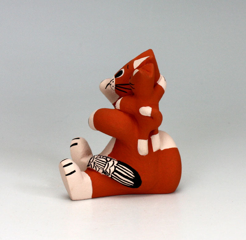 Cochiti Pueblo Native American Pottery Small Cat Storyteller - Dorothy Herrera