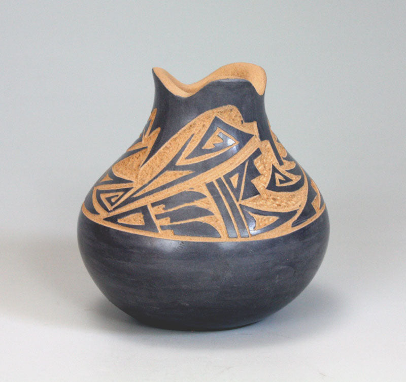 Jemez Pueblo American Indian Pottery Etched Vase - Georgia Vigil