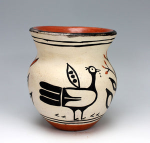 Kewa - Santo Domingo Pueblo American Indian Pottery Jar - Marlene Melchor