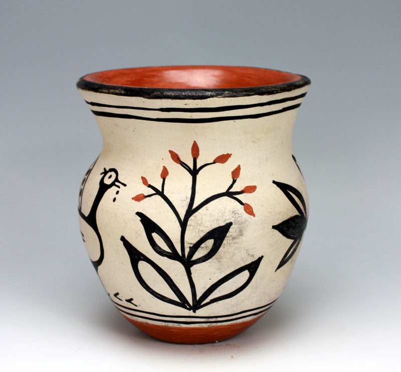 Kewa - Santo Domingo Pueblo American Indian Pottery Jar - Marlene Melchor