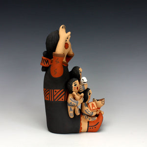 Jemez Pueblo American Indian Pottery Female Storyteller - Bonnie Fragua