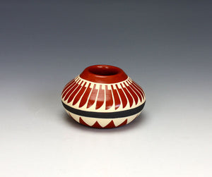 San Ildefonso Pueblo Indian Pottery Small Feather Jar - Geraldine Gutierrez
